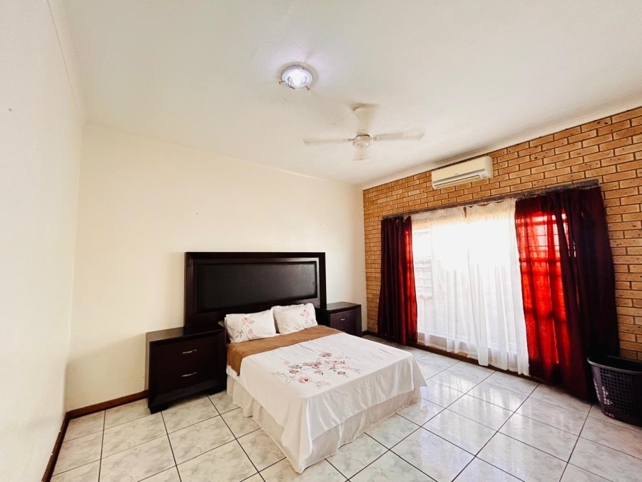 3 Bedroom Property for Sale in Meer En See KwaZulu-Natal