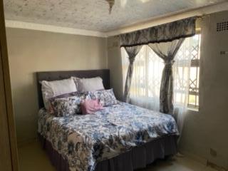 4 Bedroom Property for Sale in Umlazi L KwaZulu-Natal