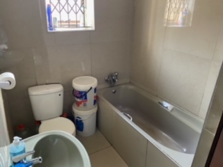 4 Bedroom Property for Sale in Umlazi L KwaZulu-Natal