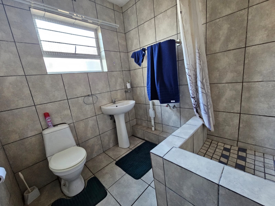 10 Bedroom Property for Sale in Amanzimtoti KwaZulu-Natal