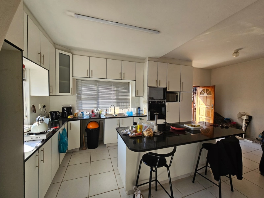 10 Bedroom Property for Sale in Amanzimtoti KwaZulu-Natal