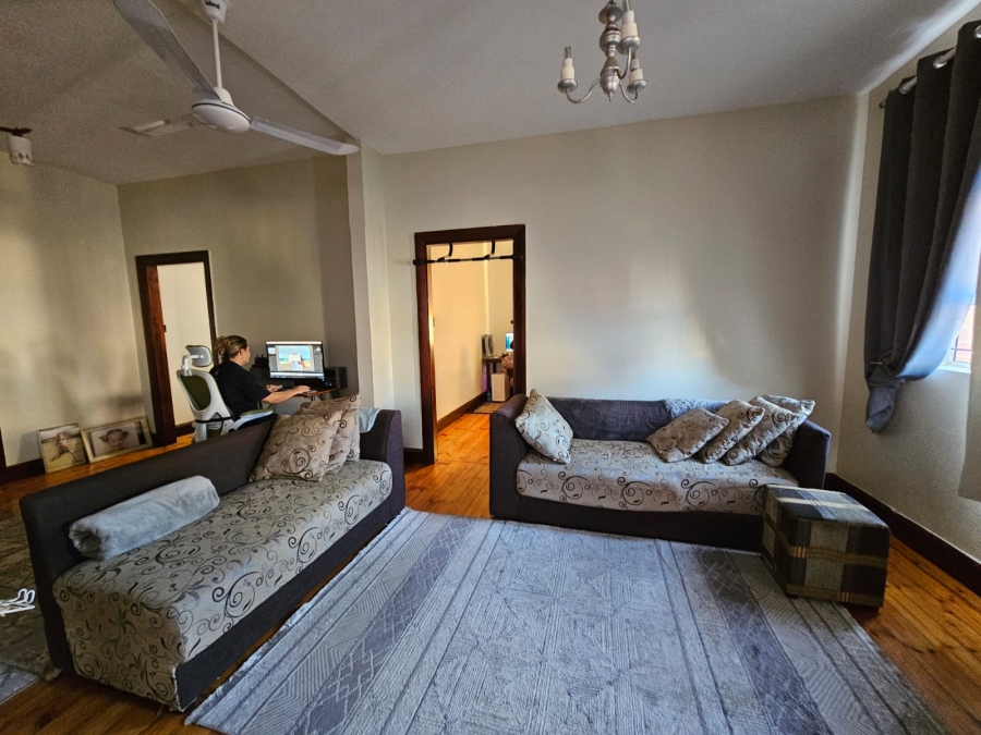 10 Bedroom Property for Sale in Amanzimtoti KwaZulu-Natal