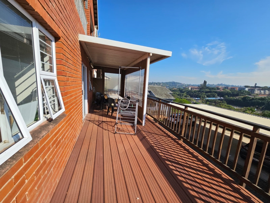 10 Bedroom Property for Sale in Amanzimtoti KwaZulu-Natal
