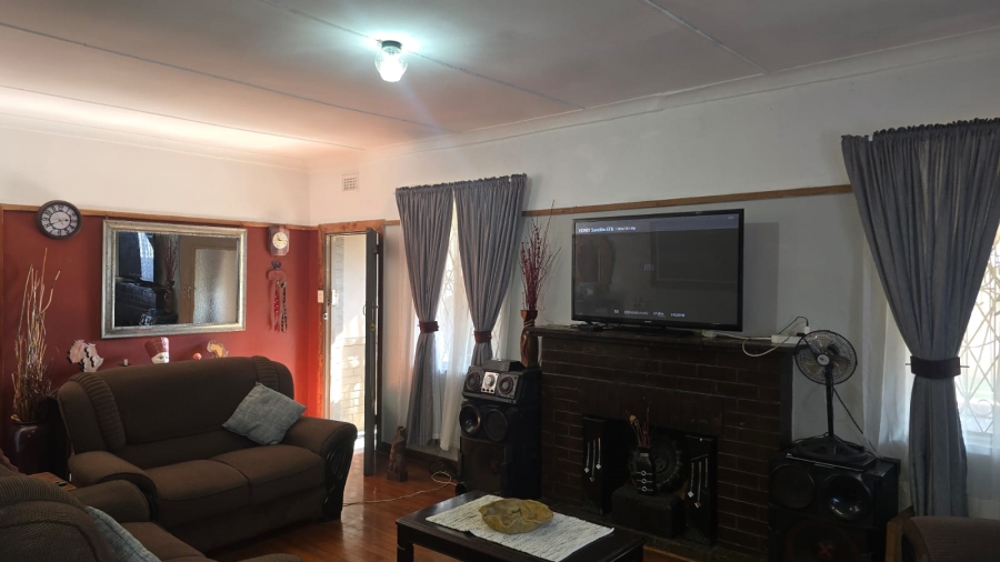 4 Bedroom Property for Sale in Lester Park KwaZulu-Natal