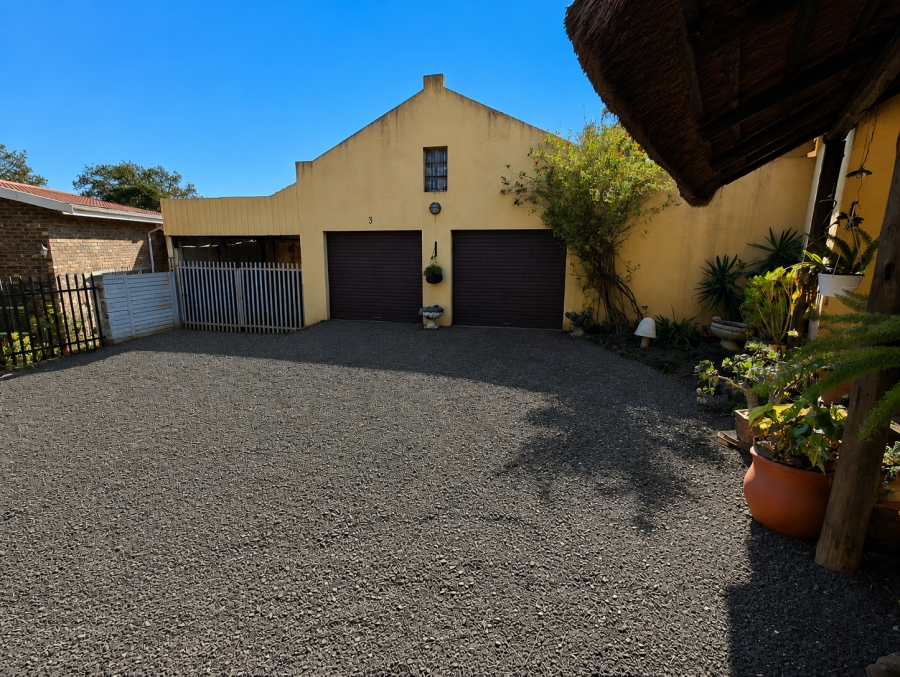 3 Bedroom Property for Sale in Signal Hill KwaZulu-Natal