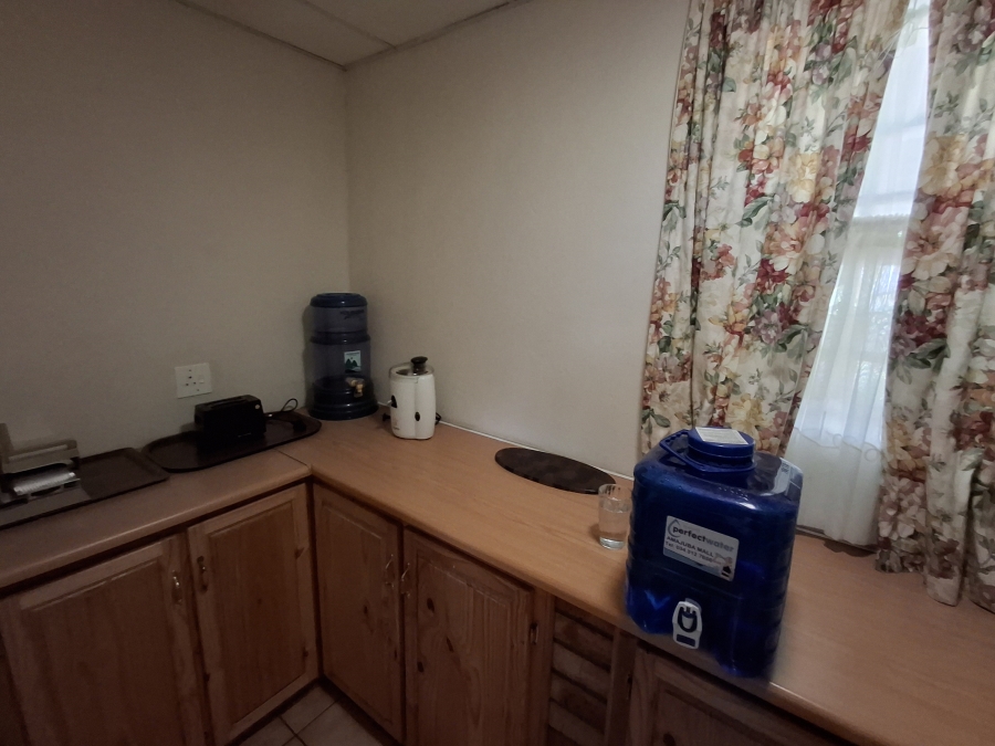 3 Bedroom Property for Sale in Signal Hill KwaZulu-Natal