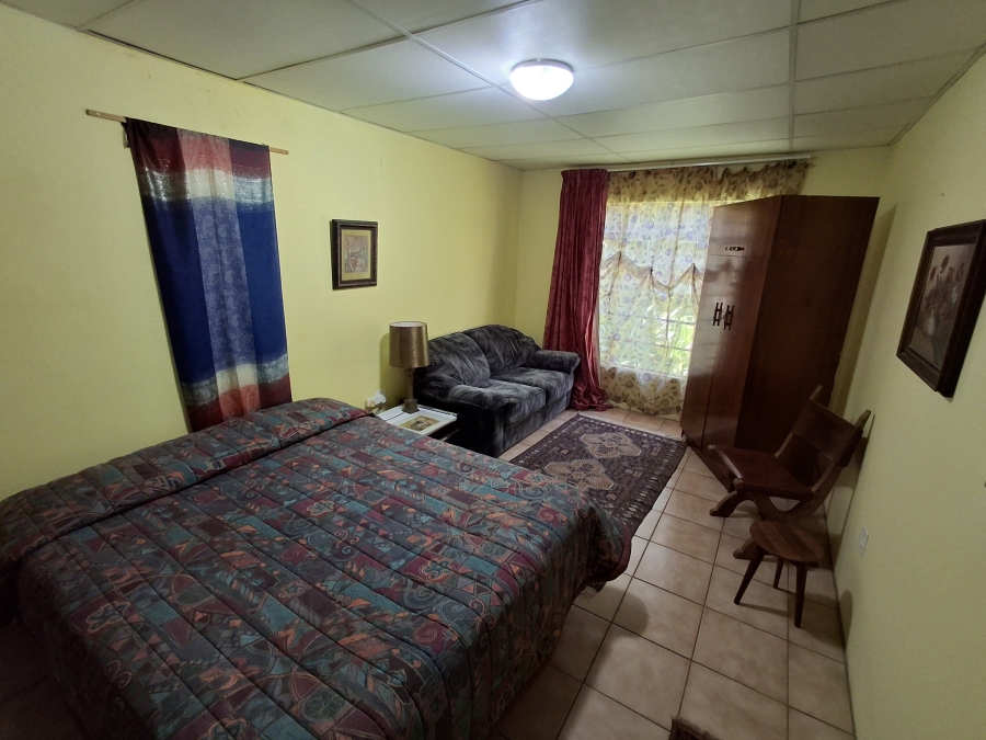 3 Bedroom Property for Sale in Signal Hill KwaZulu-Natal