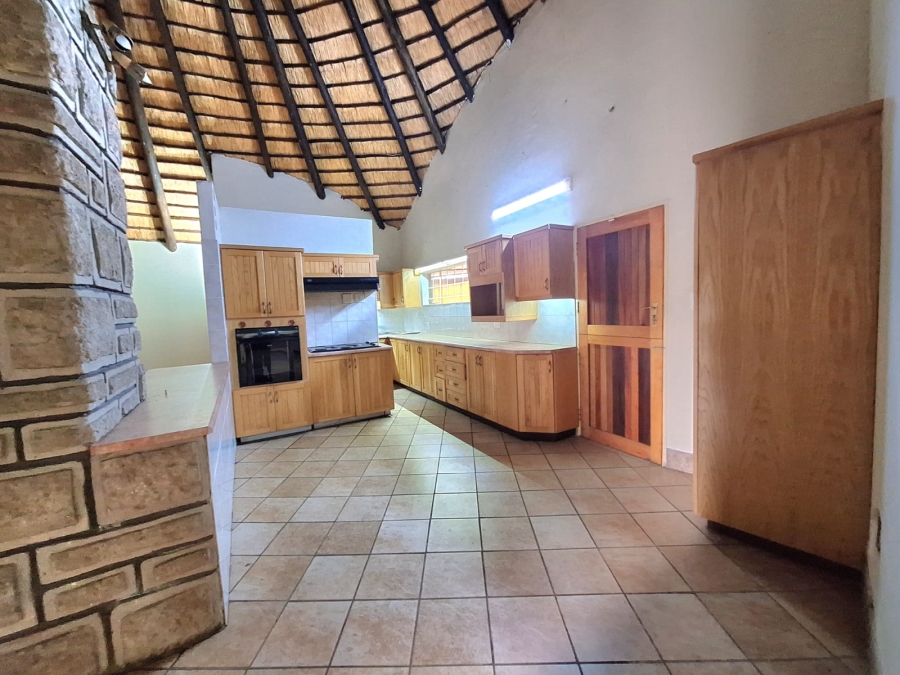 To Let 4 Bedroom Property for Rent in Newcastle Rural KwaZulu-Natal