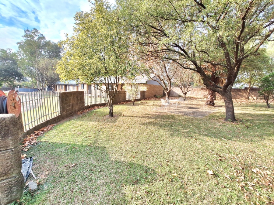 To Let 4 Bedroom Property for Rent in Newcastle Rural KwaZulu-Natal