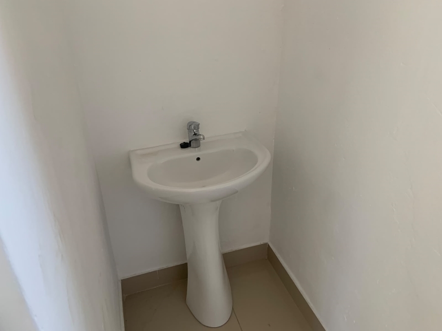 To Let 3 Bedroom Property for Rent in Reservoir Hills KwaZulu-Natal