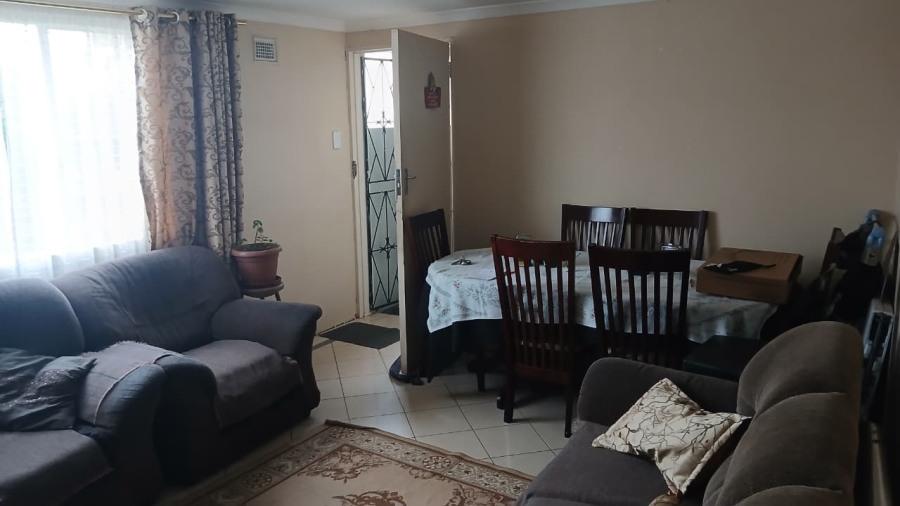 2 Bedroom Property for Sale in Clayfield KwaZulu-Natal