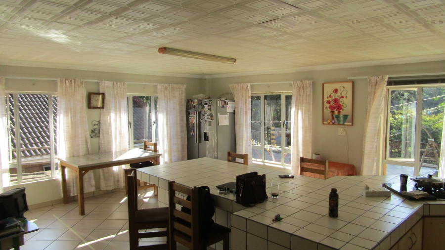 To Let 3 Bedroom Property for Rent in Amanzimtoti KwaZulu-Natal
