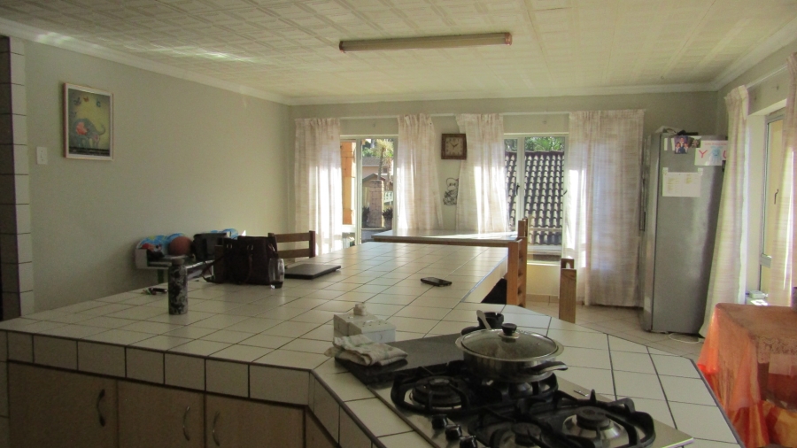 To Let 3 Bedroom Property for Rent in Amanzimtoti KwaZulu-Natal