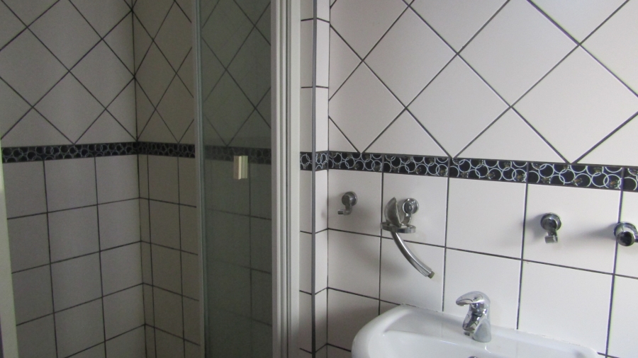 To Let 3 Bedroom Property for Rent in Amanzimtoti KwaZulu-Natal