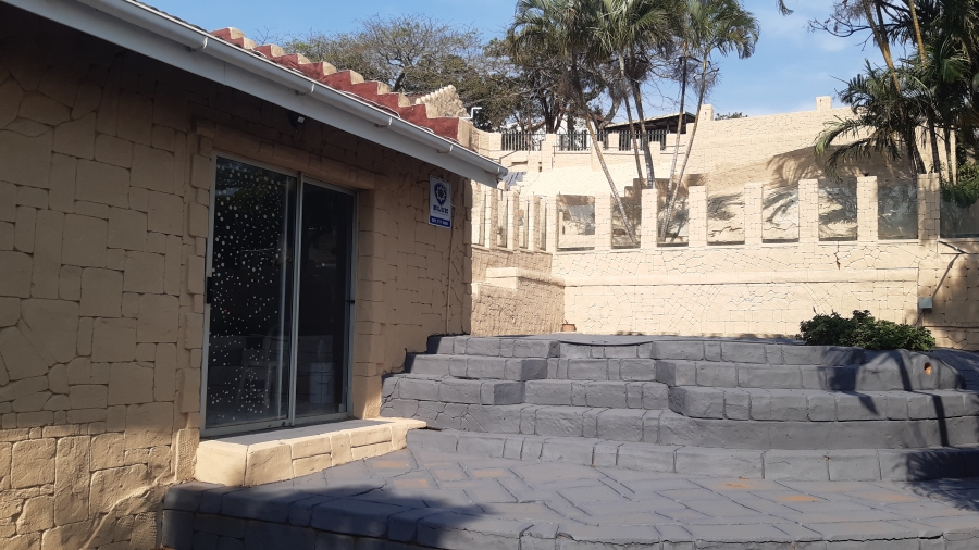 3 Bedroom Property for Sale in Amanzimtoti KwaZulu-Natal