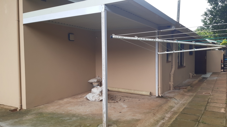 To Let 4 Bedroom Property for Rent in Amanzimtoti KwaZulu-Natal