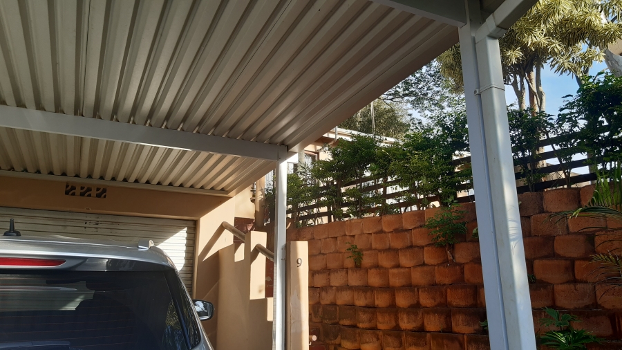 To Let 4 Bedroom Property for Rent in Amanzimtoti KwaZulu-Natal