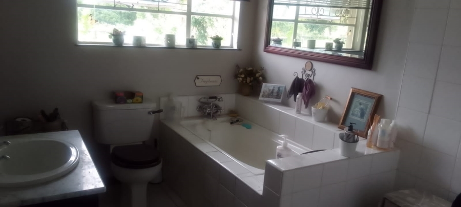 4 Bedroom Property for Sale in Weenen KwaZulu-Natal
