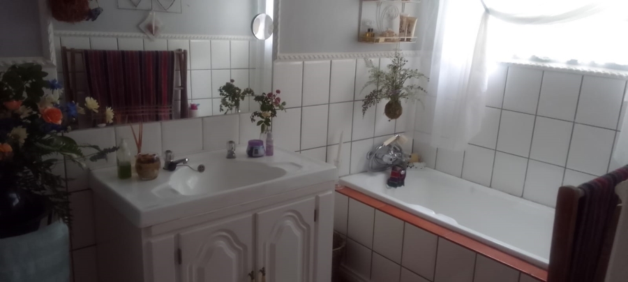 4 Bedroom Property for Sale in Weenen KwaZulu-Natal