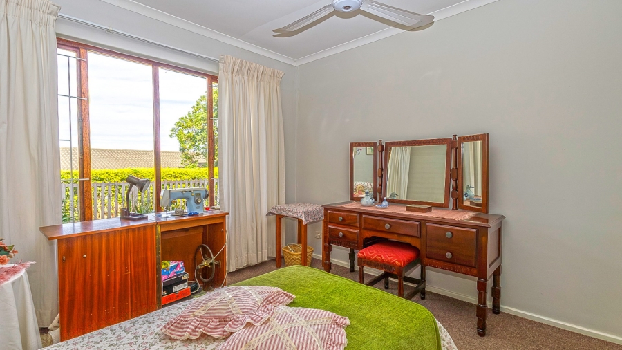 3 Bedroom Property for Sale in Waterfall KwaZulu-Natal
