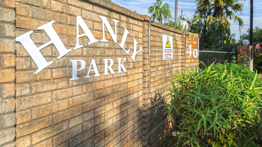 3 Bedroom Property for Sale in Waterfall KwaZulu-Natal