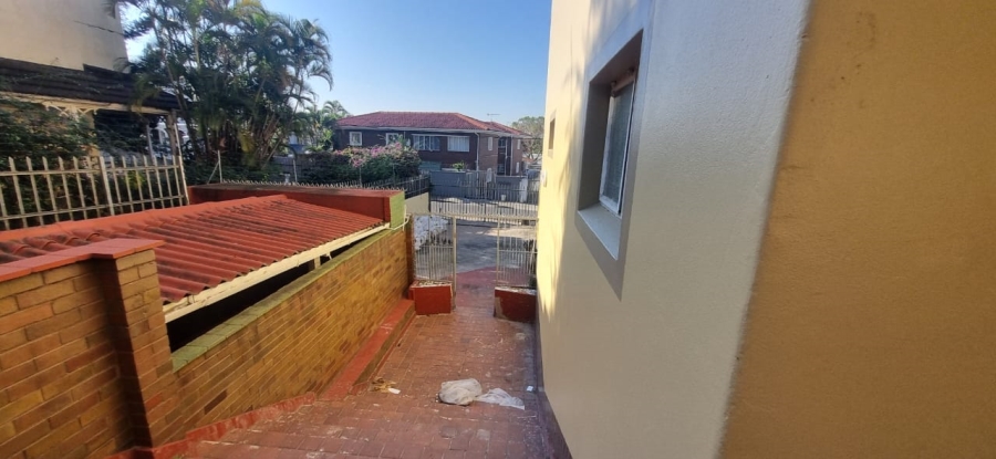 To Let 2 Bedroom Property for Rent in Glenwood KwaZulu-Natal