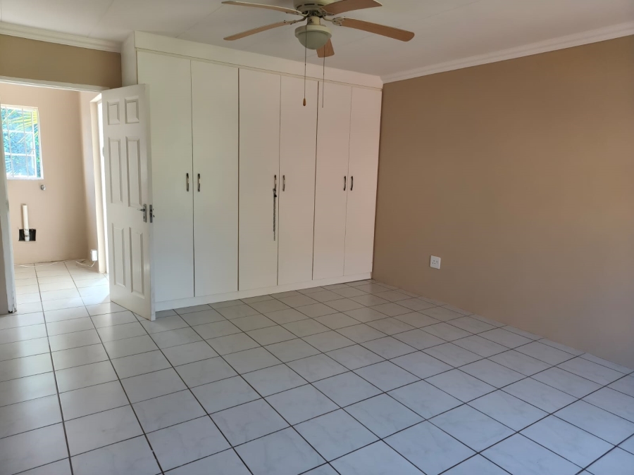 To Let 3 Bedroom Property for Rent in Claridge KwaZulu-Natal