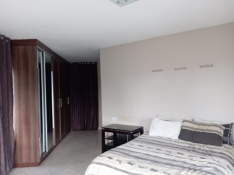 7 Bedroom Property for Sale in Isipingo Hills KwaZulu-Natal