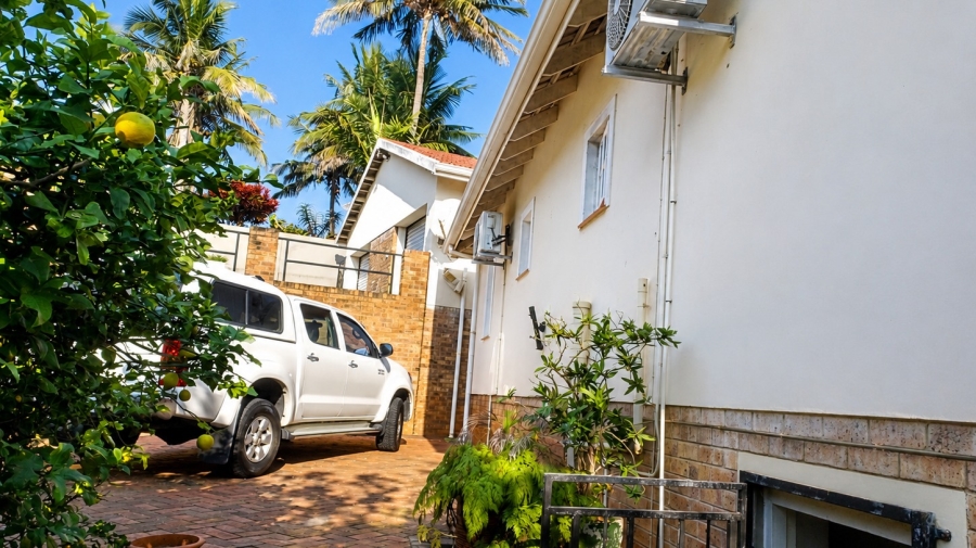 6 Bedroom Property for Sale in Durban North KwaZulu-Natal