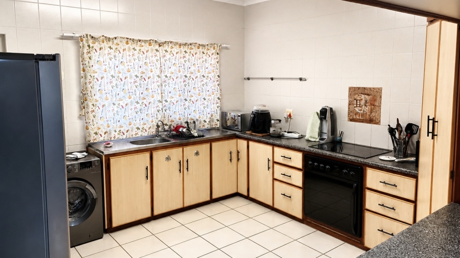 6 Bedroom Property for Sale in Durban North KwaZulu-Natal