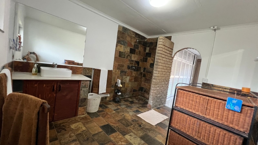4 Bedroom Property for Sale in Brighton Beach KwaZulu-Natal