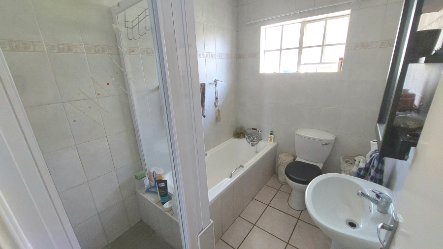 2 Bedroom Property for Sale in Lincoln Meade KwaZulu-Natal