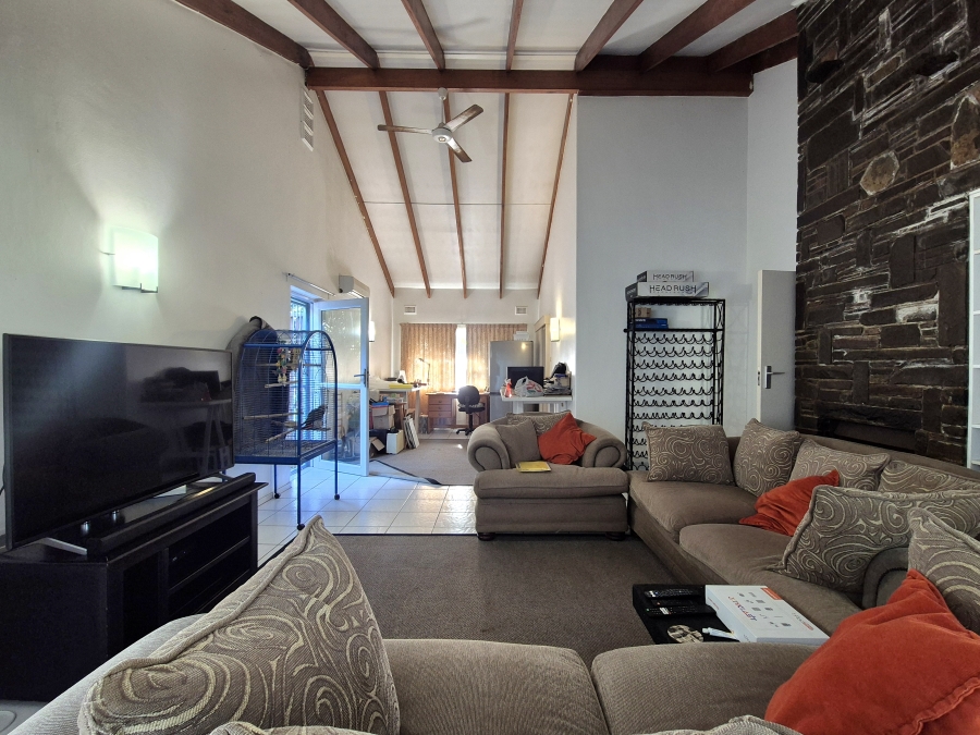 4 Bedroom Property for Sale in Westbrook KwaZulu-Natal