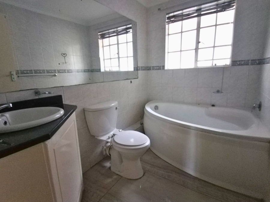 4 Bedroom Property for Sale in Chase Valley Heights KwaZulu-Natal