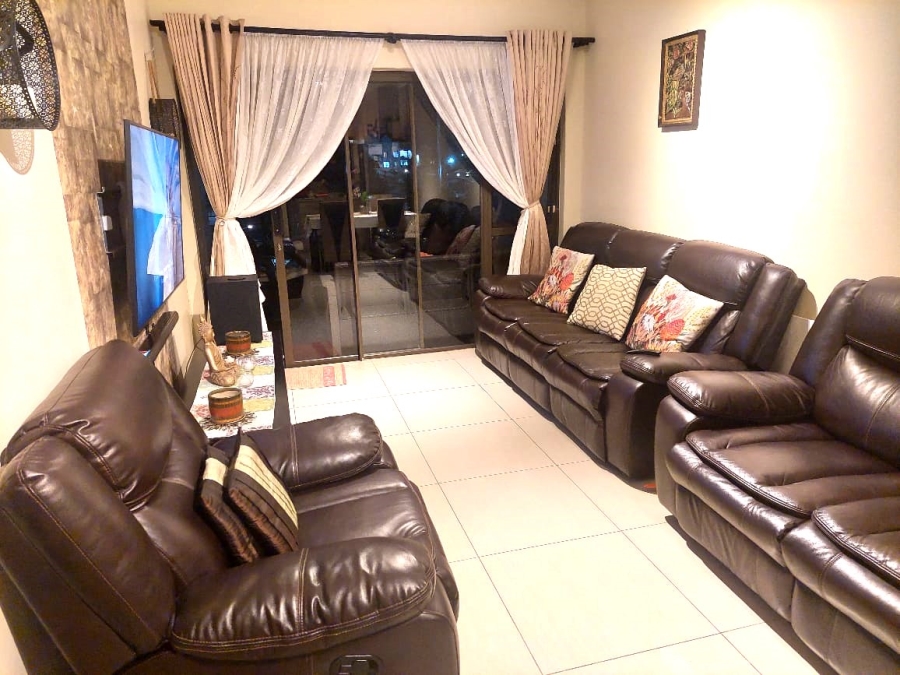 To Let 2 Bedroom Property for Rent in Winklespruit KwaZulu-Natal