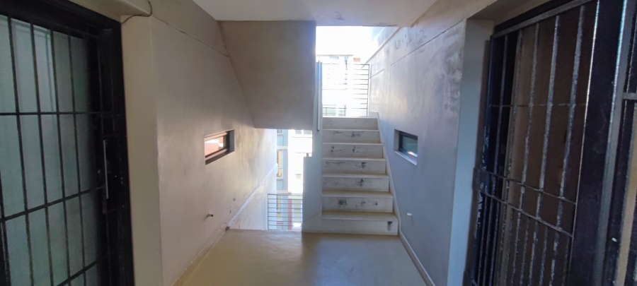 2 Bedroom Property for Sale in Essenwood KwaZulu-Natal