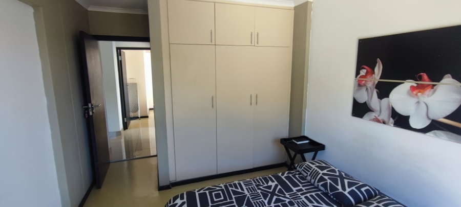 2 Bedroom Property for Sale in Essenwood KwaZulu-Natal