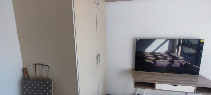 2 Bedroom Property for Sale in Essenwood KwaZulu-Natal