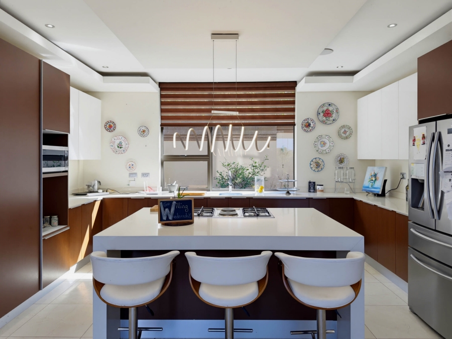 5 Bedroom Property for Sale in Ballito Central KwaZulu-Natal
