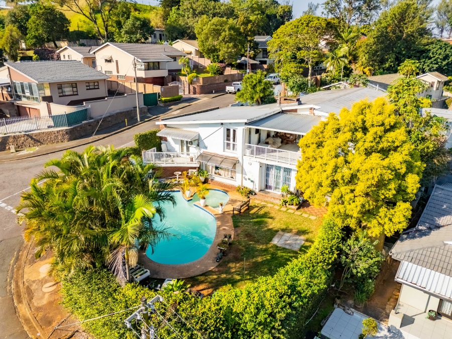 6 Bedroom Property for Sale in Glenmore KwaZulu-Natal