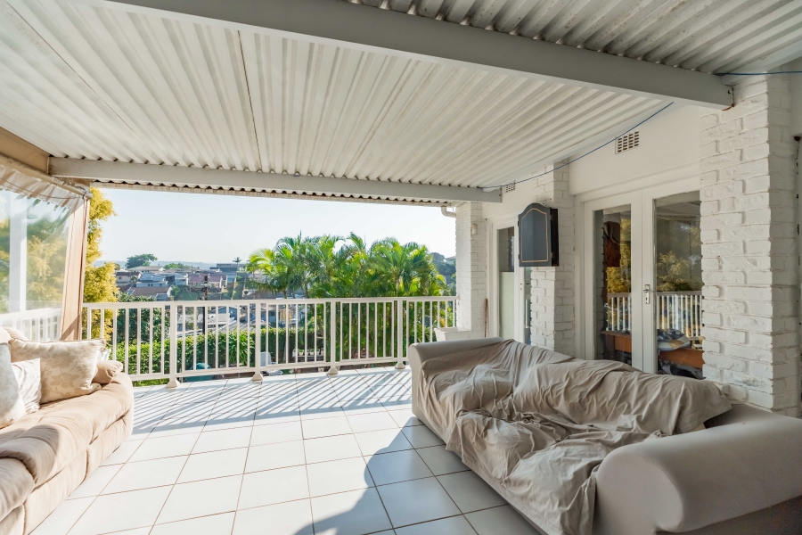 6 Bedroom Property for Sale in Glenmore KwaZulu-Natal