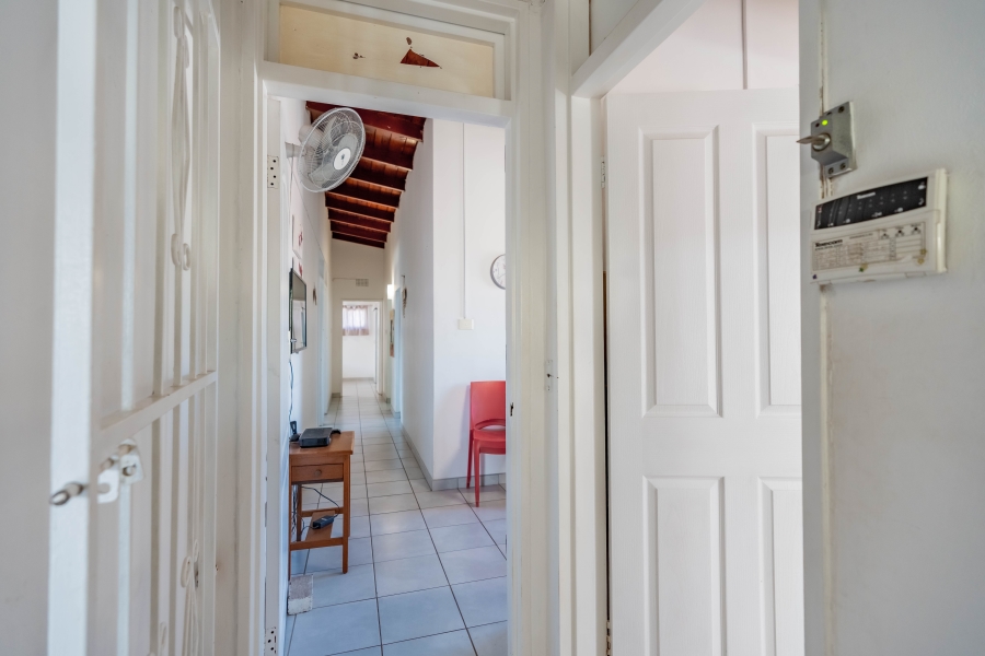 6 Bedroom Property for Sale in Glenmore KwaZulu-Natal