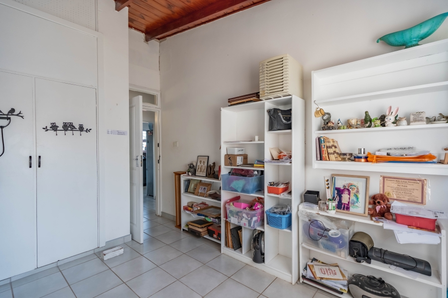 6 Bedroom Property for Sale in Glenmore KwaZulu-Natal