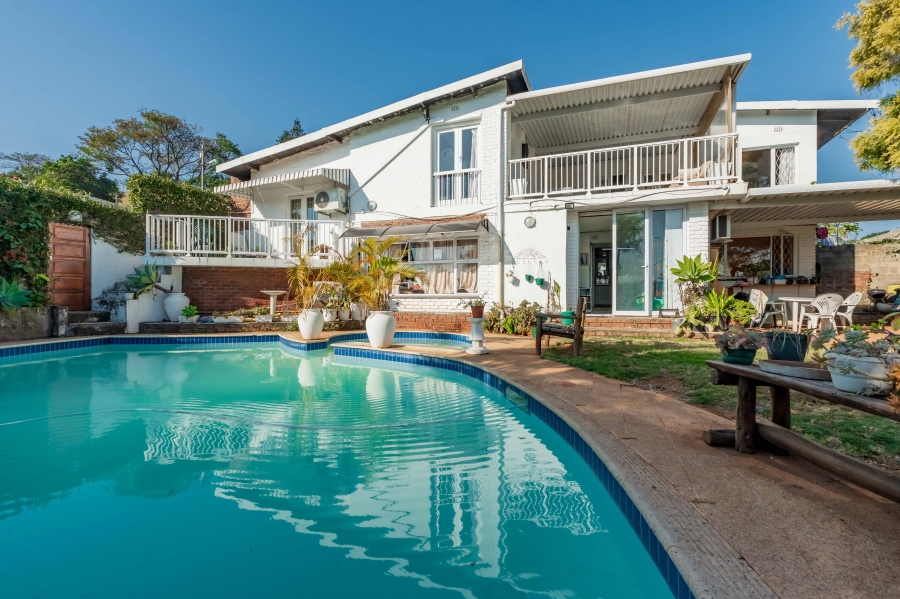 6 Bedroom Property for Sale in Glenmore KwaZulu-Natal