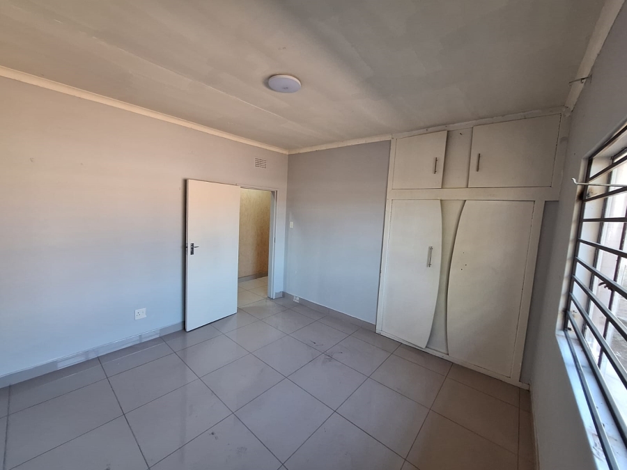 To Let 4 Bedroom Property for Rent in Newcastle KwaZulu-Natal