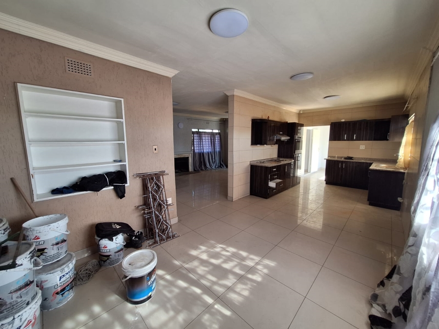 To Let 4 Bedroom Property for Rent in Newcastle KwaZulu-Natal