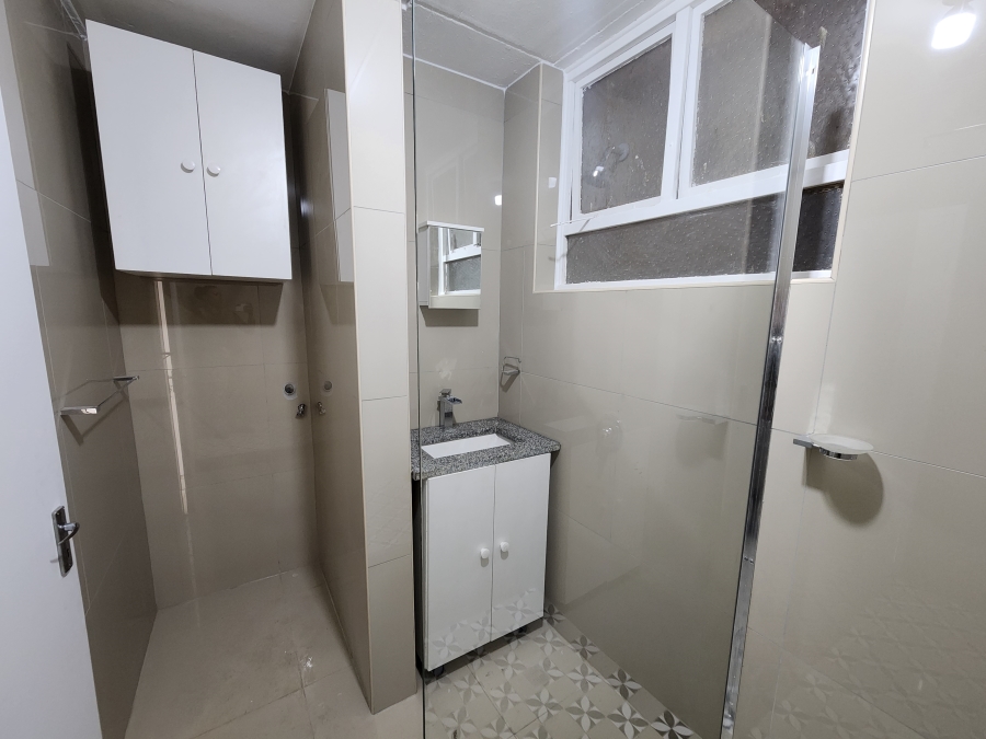 2 Bedroom Property for Sale in South Beach KwaZulu-Natal