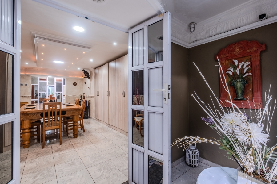 4 Bedroom Property for Sale in La Lucia KwaZulu-Natal