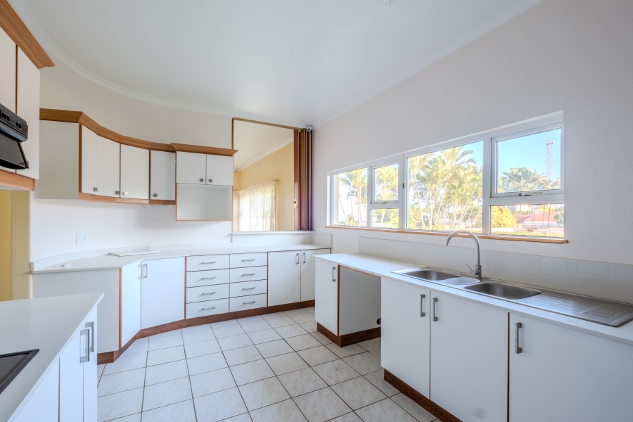 5 Bedroom Property for Sale in Prestondale KwaZulu-Natal