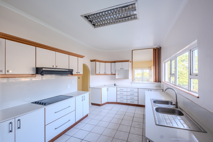 5 Bedroom Property for Sale in Prestondale KwaZulu-Natal